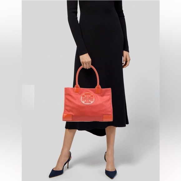 Tory Burch Coated Canvas Tote Bag Statement LOGO new money vacation